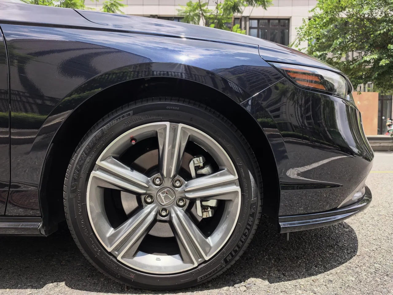 Honda Accord New Energy 2023 11th Generation Accord e:PHEV 2.0 Stepless Premium Edition Automatic Gear 6