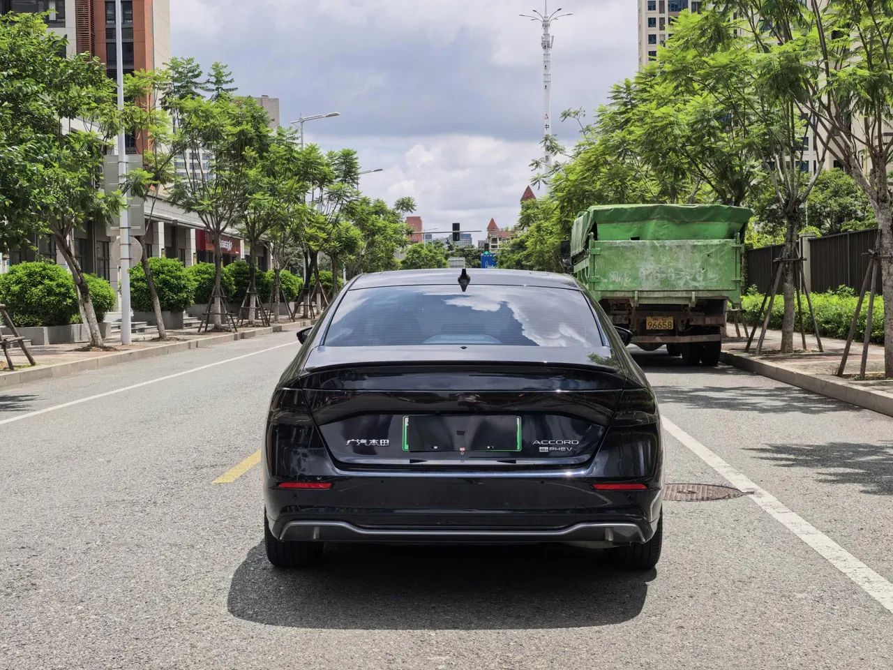 Honda Accord New Energy 2023 11th Generation Accord e:PHEV 2.0 Stepless Premium Edition Automatic Gear 9