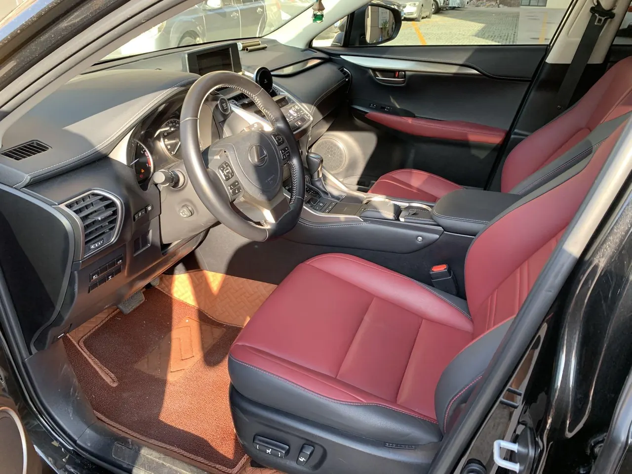 Lexus NX (Imported) 2020 NX200 2.0 Stepless Front Edition Automatic Gear 3