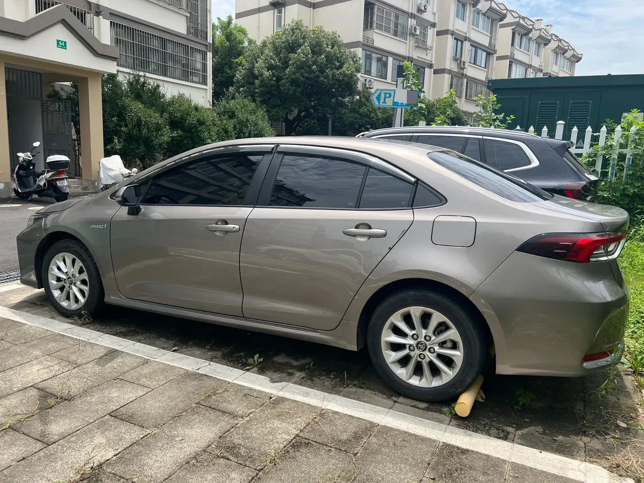 Toyota 2021 Corolla Double Engine 1.8 Stepless Elite Automatic Gear 5