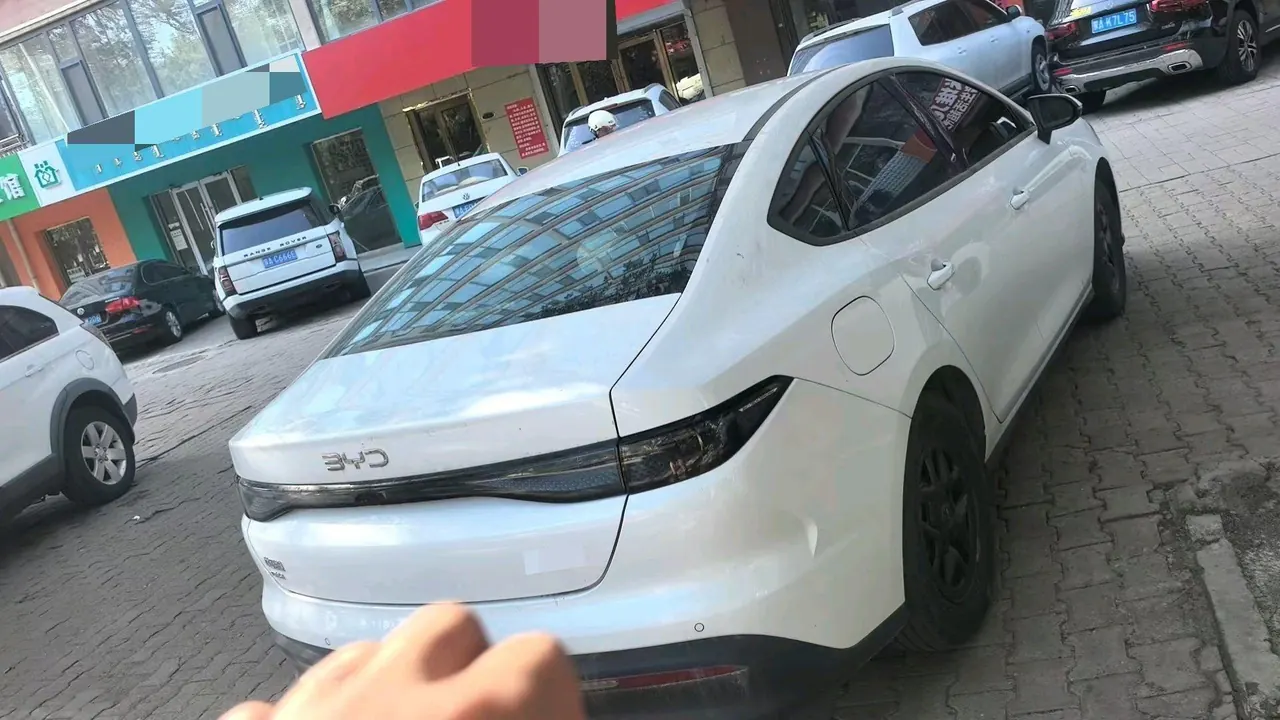 BYD 2025 seals 05 DM-i 1.5 stepless smart driving version 55KM luxury automatic gear 4