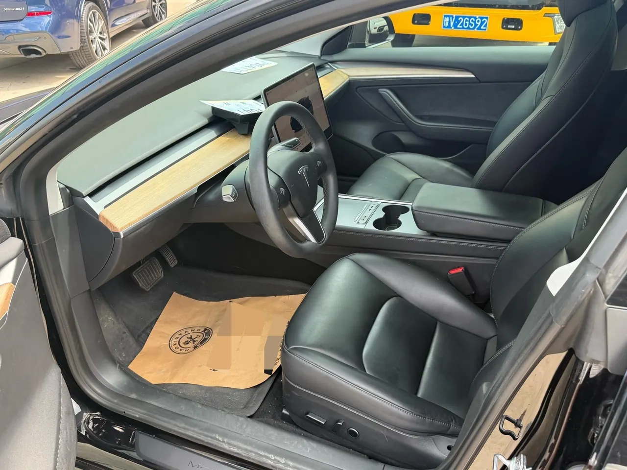 Tesla 2022 Model 3 rear-wheel drive version of automatic transmission 5