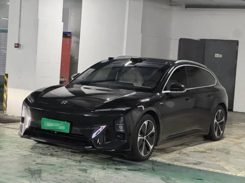 NIO 2025 ET5T 75kWh Touring automatic - View 1