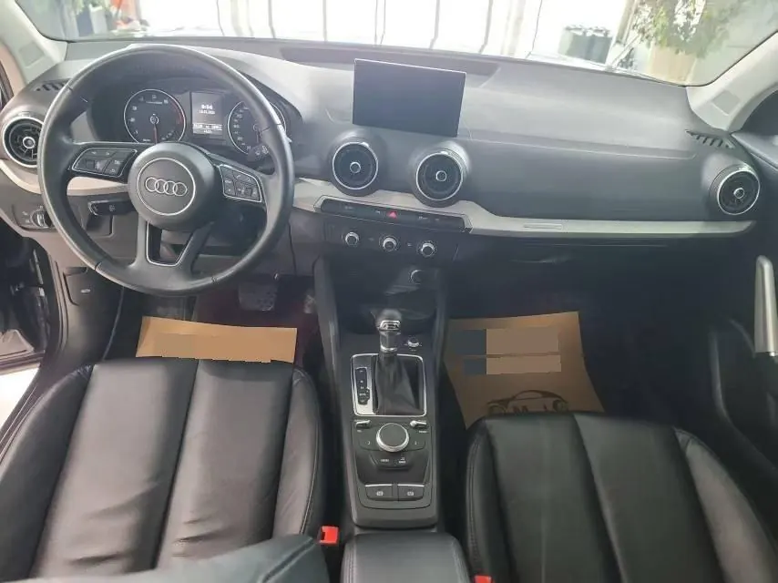 Audi 2020 Q2L 1.4TFSI 35TFSI Aggressive Dynamic Automatic 5