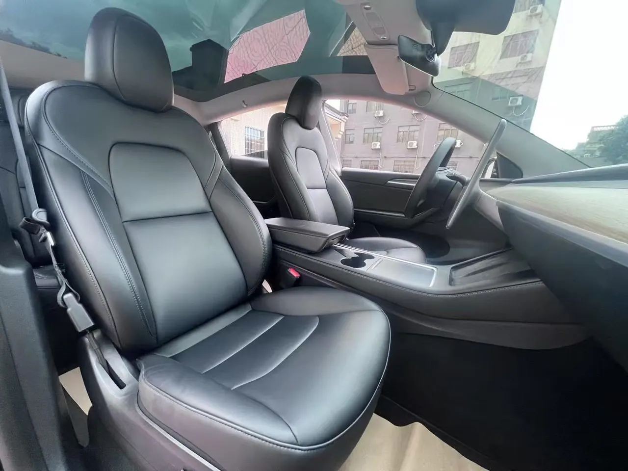Tesla 2022 Model Y rear-wheel drive version automatic transmission 4