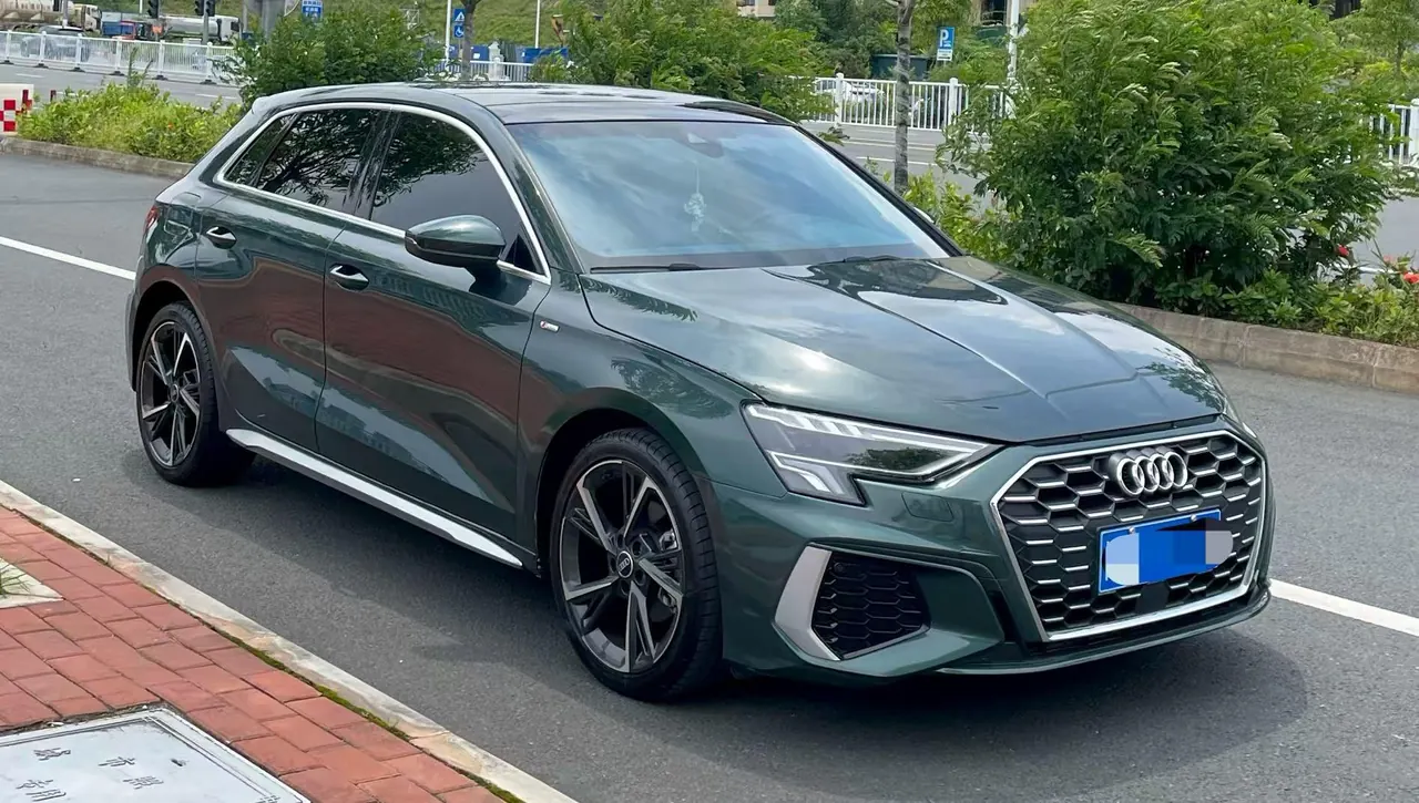 Audi 2022 A3 Sportback 1.4TFSI 35TFSI RS Kit Burning Speed Automatic Gear 3