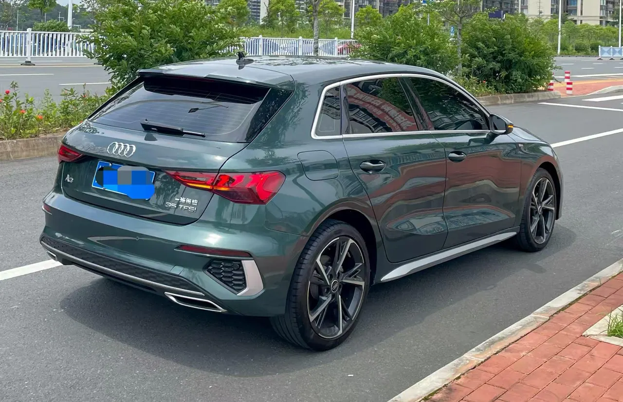 Audi 2022 A3 Sportback 1.4TFSI 35TFSI RS Kit Burning Speed Automatic Gear 6