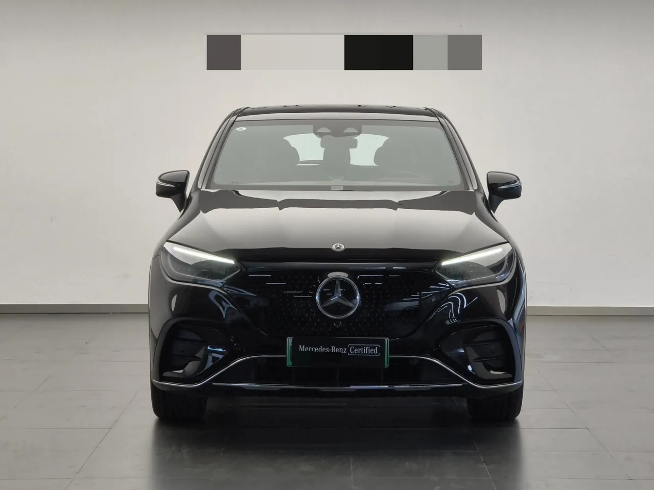 Mercedes Benz 2024 EQE SUV 500 4MATIC EQE SUV 500 4MATIC Deluxe Edition Automatic 3