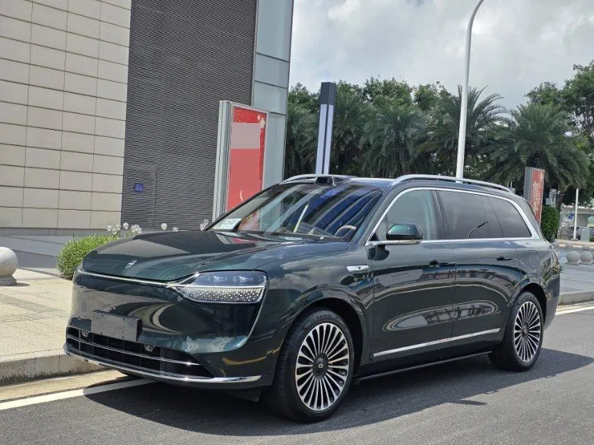 AITO 2024 AITO M9 extended range Ultra version 52kWh5 seat version automatic gear - View 1