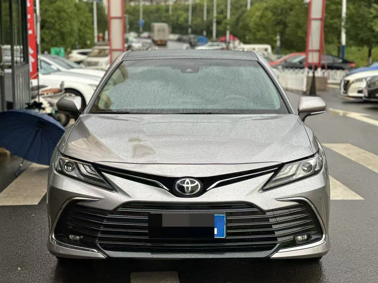 Toyota 2021 Camry 2.5G Deluxe Edition Automatic Gear 2
