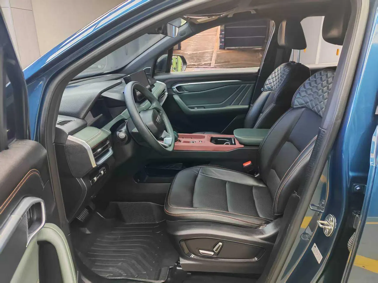 Geely 2023 Hao Yue L 2.0TD Honorable Automatic Transmission 5