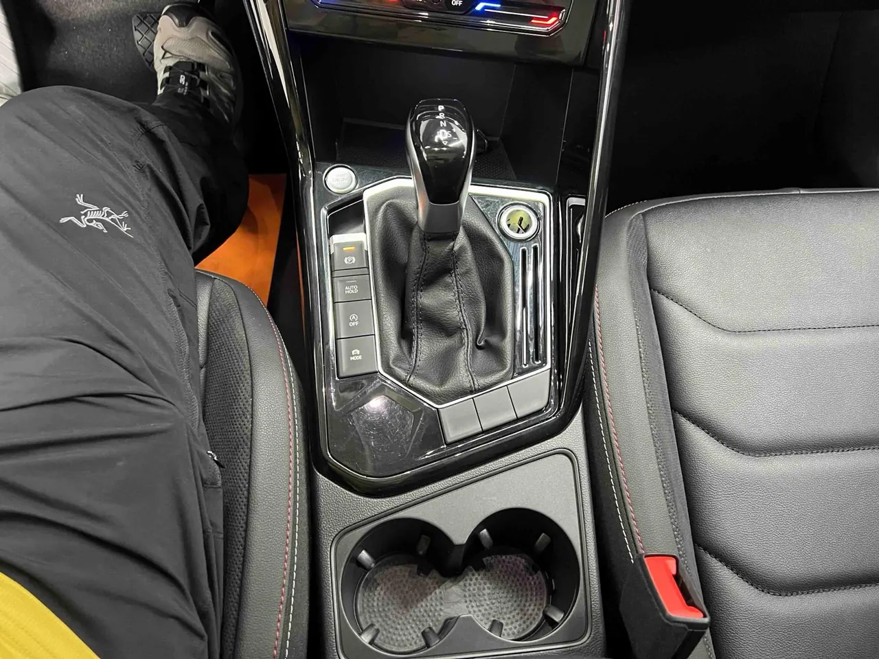 Volkswagen 2022 Tanyue 1.4TSI 280TSI Two-Drive Deluxe Smart Joint Edition Automatic Gear 11