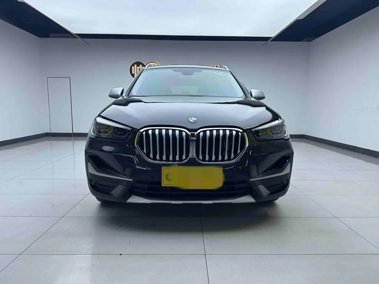 BMW 2022 X1 xDrive25Li 2.0T exclusive automatic gear 2