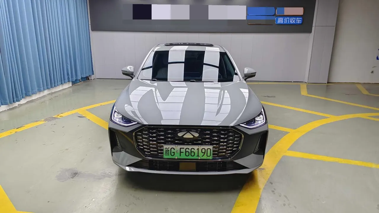 Chery 2025 Fengyun A8L 1.5TGDI 145km Comfortable Automatic Gear 2