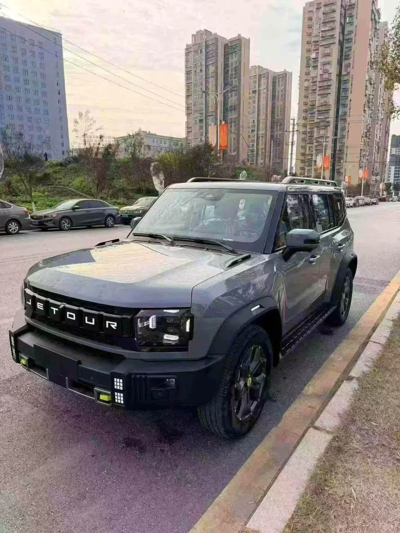 Open image lightbox: Jetour 2024 ShanHai T2 C- DM 1.5T 208KM Shan Ye Edition Automatic Gear