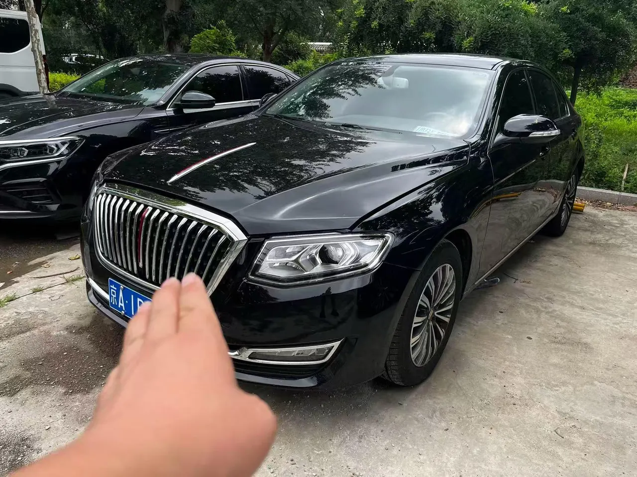 HongQi 2021 H7 1.8T 35T Official Edition Automatic Gear - View 1