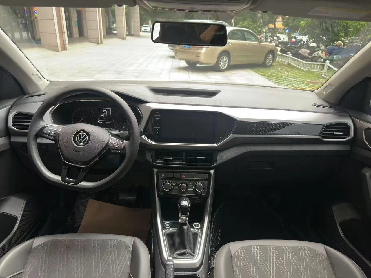 Volkswagen 2021 T-Cross (Tujia) 1.4TSI 280TSI Comfort Edition Automatic Gear 6