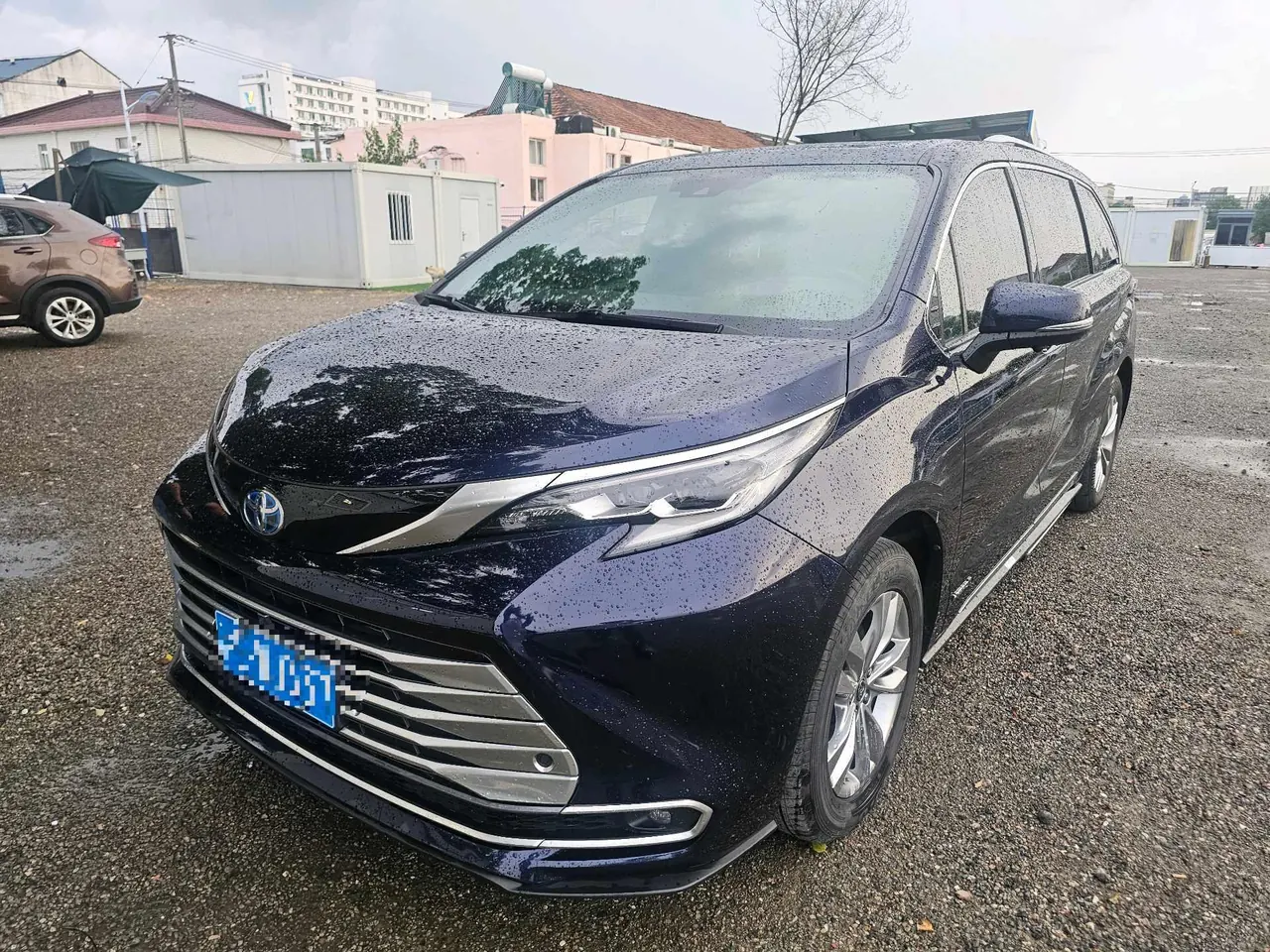 Toyota 2021 Sana 2.5 Stepless Platinum Edition Automatic Transmission - View 1