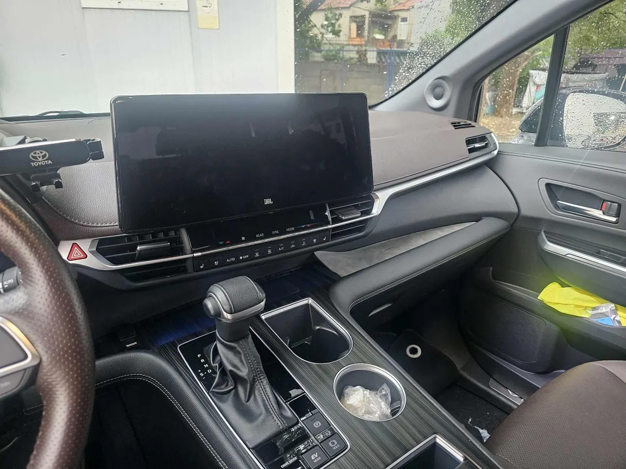 Toyota 2021 Sana 2.5 Stepless Platinum Edition Automatic Transmission 4