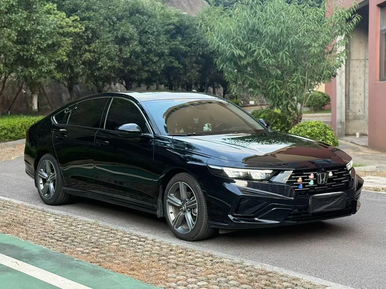 Honda 2025 11th Generation Accord 1.5T Stepless 260TURBO Premium Edition Automatic Gear 3