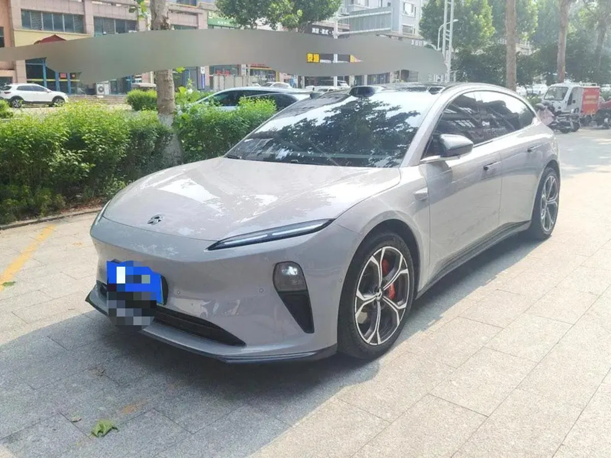 NIO 2024 ET5T 75kWh Touring automatic - View 1