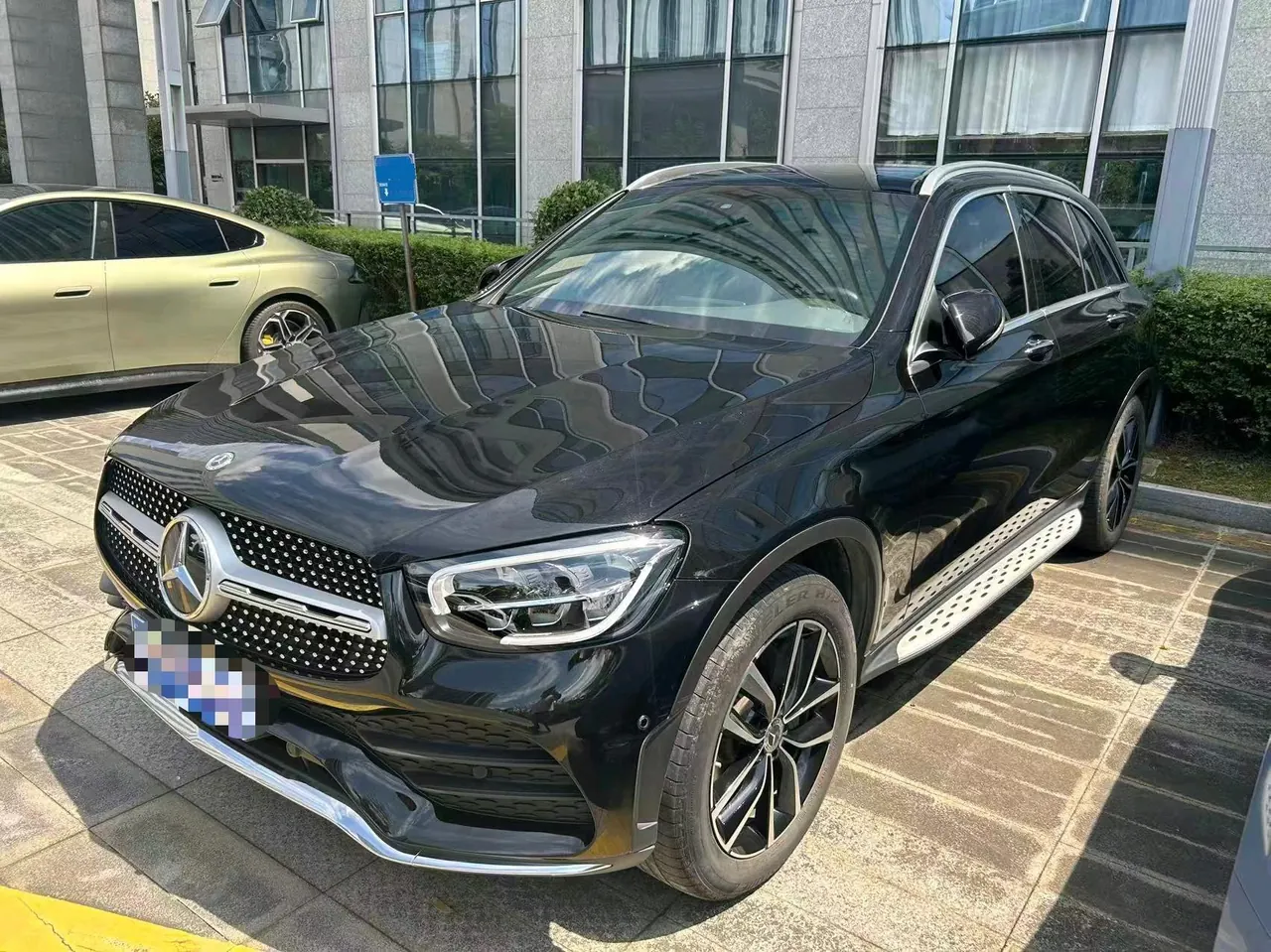 Mercedes Benz 2021 GLC 260 L 4MATIC 2.0T Luxury Automatic - View 1