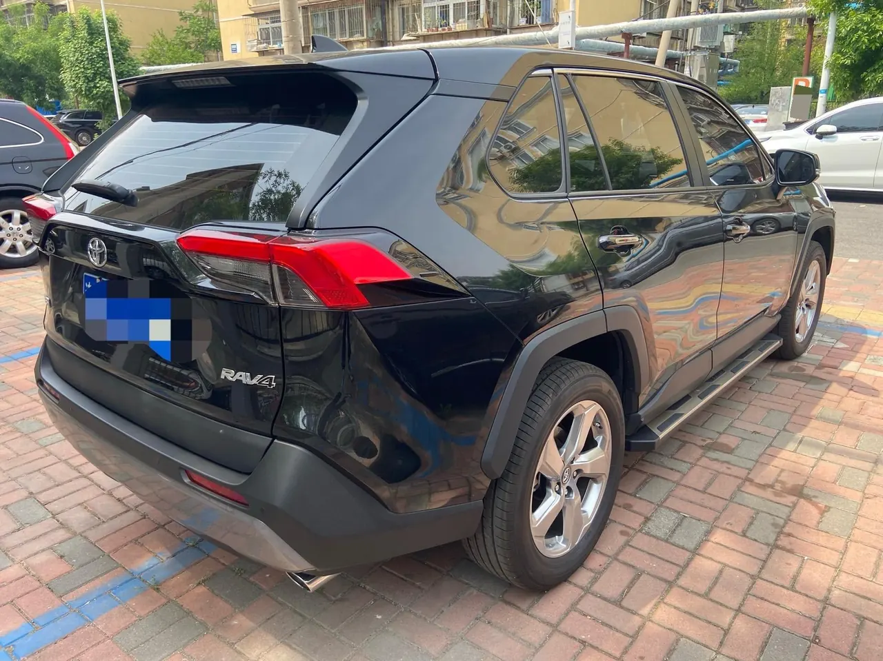 Toyota 2022 RAV4 Rongbo 2.0 Stepless Two-Drive Fashion Edition Automatic Gear 8