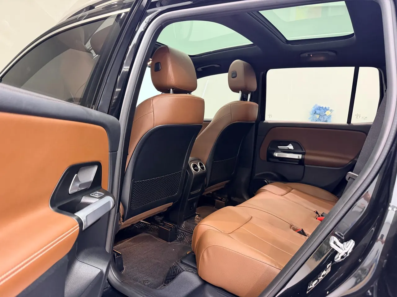 Mercedes Benz 2022 GLB 220 2.0T Dynamic Automatic 6