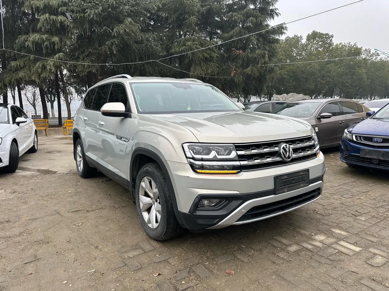 Volkswagen 2020 Tuang 2.0TSI 380TSI Four-wheel Drive Comfort Edition Automatic Gear 3