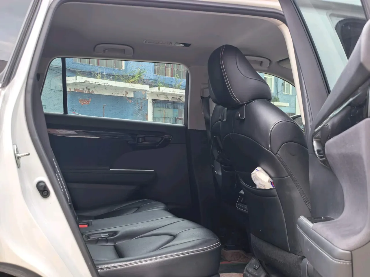 Toyota 2024 Highlander Dual Engine 2.5 Stepless Intelligent Electric Hybrid Two-Drive Elite Edition 5-seat Automatic Transmission 10