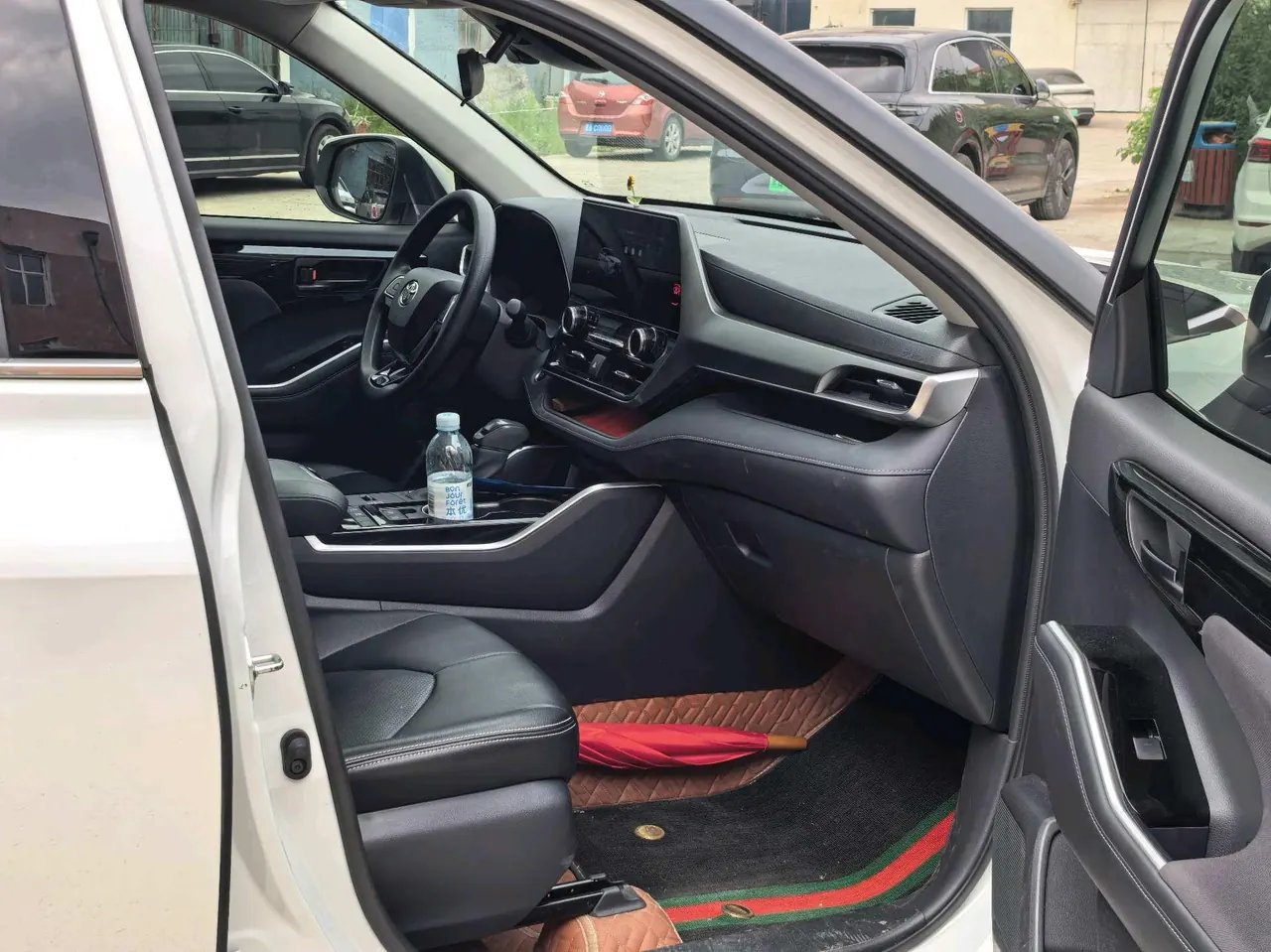 Toyota 2024 Highlander Dual Engine 2.5 Stepless Intelligent Electric Hybrid Two-Drive Elite Edition 5-seat Automatic Transmission 9
