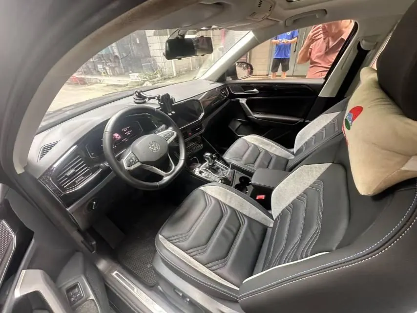 Volkswagen 2022 GTE 1.4T Luxury Automatic Gear 3