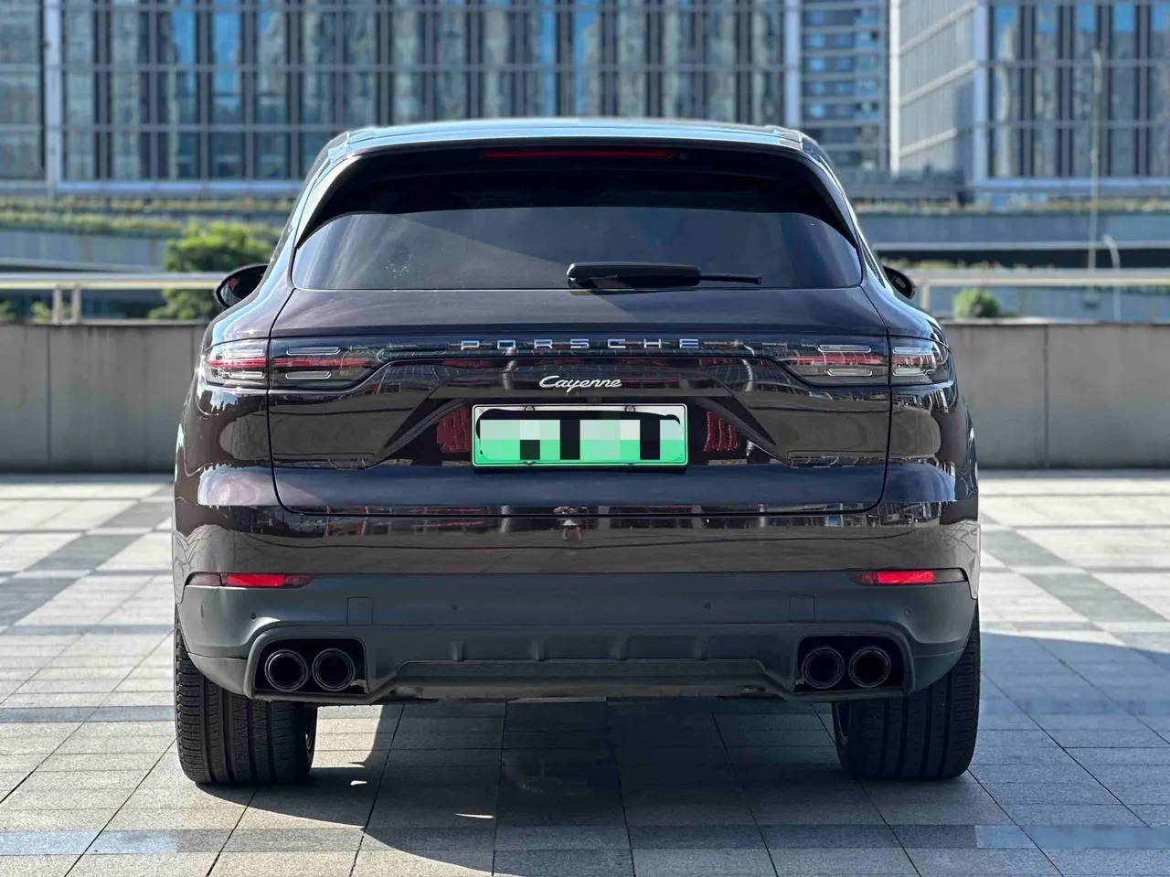 Porsche Cayenne New Energy (Imported) 2022 Cayenne Oil and Electric Hybrid 2.0T Platinum Automatic Gear 12
