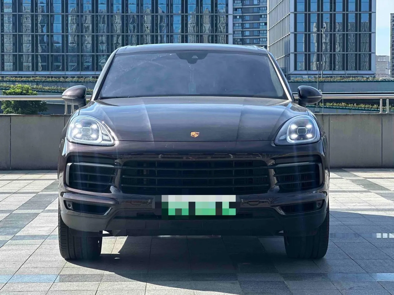 Porsche Cayenne New Energy (Imported) 2022 Cayenne Oil and Electric Hybrid 2.0T Platinum Automatic Gear 2