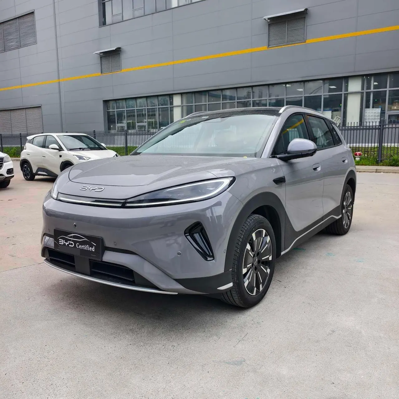BYD 2026 Sea Lion 05 EV 540 Zhihang Edition Automatic Gear - View 1