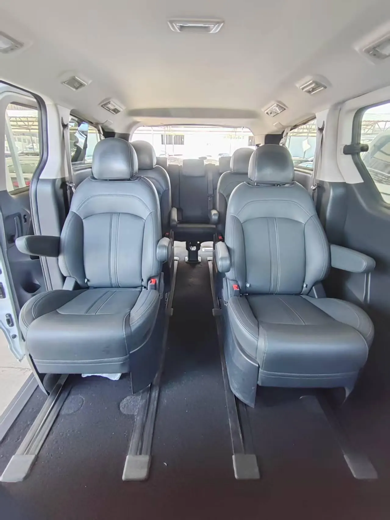 Chase 2020 G10 2.0T Elite Edition 9-seat Automatic Gear 6