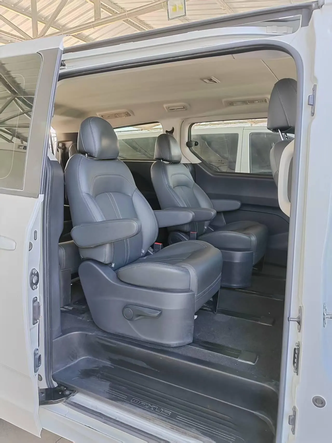 Chase 2020 G10 2.0T Elite Edition 9-seat Automatic Gear 7