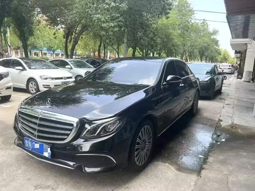 Mercedes Benz E-Class 2020 E 300 L 2.0T Fashion Automatic Gear - View 1