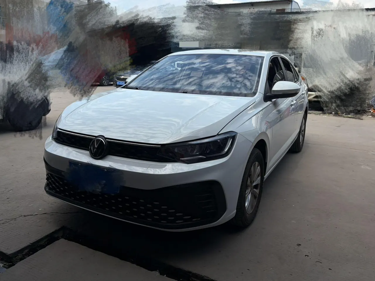 Volkswagen 2025 Lavida New Trend 1.5 Outstanding New Edition Automatic Transmission - View 1