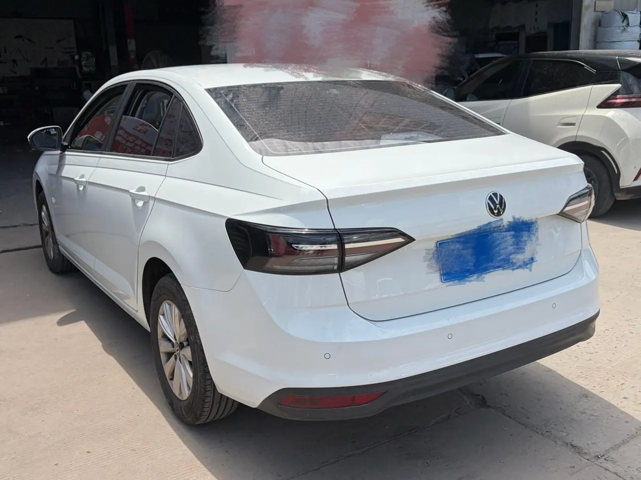 Volkswagen 2025 Lavida New Trend 1.5 Outstanding New Edition Automatic Transmission 4