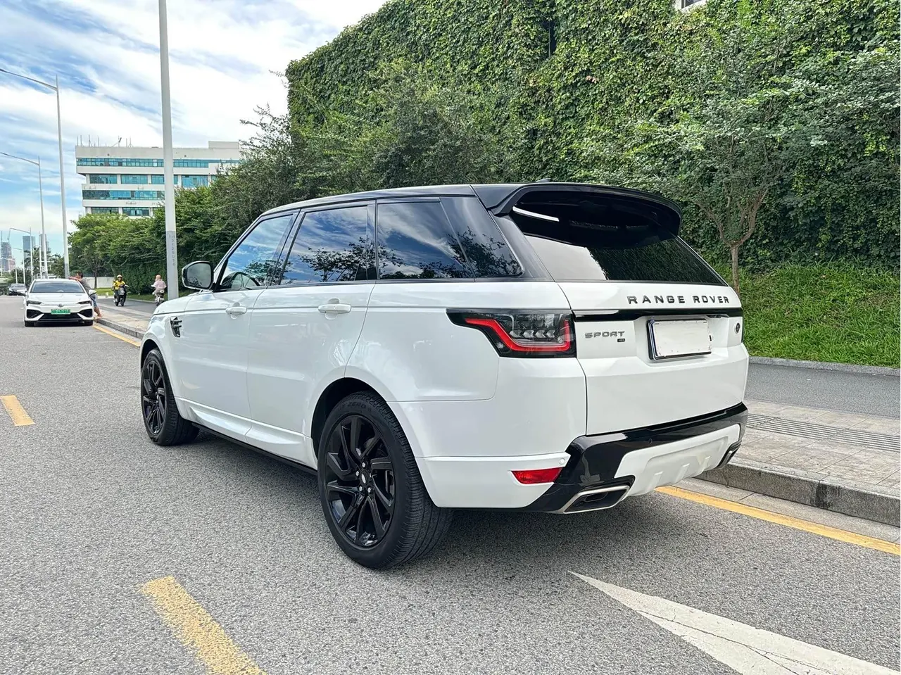 Land Rover Range Rover Sport (Imported) 2020 Range Rover Sport 48V 3.0T L6 HSE Dynamic Automatic 3