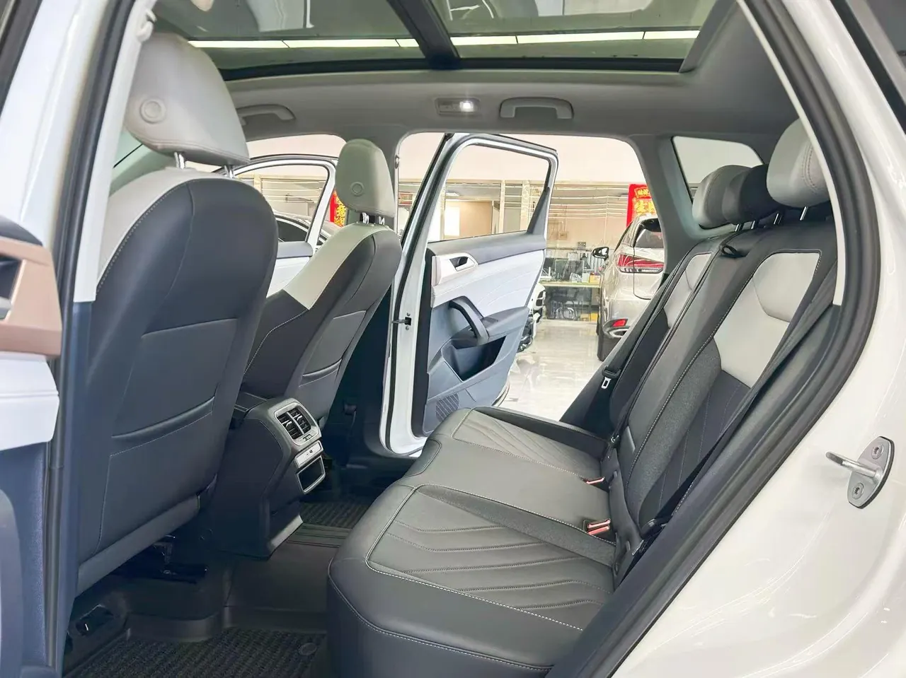 Volkswagen 2024 Tuyue 1.5TSI 300TSI Two-Drive Full Moon Edition Automatic Gear 8