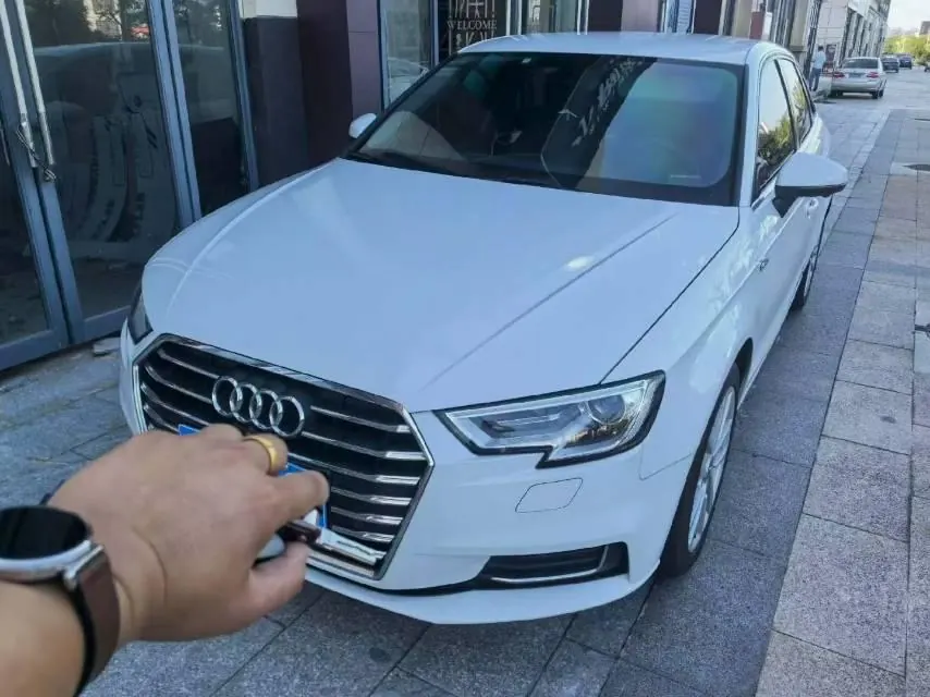 Audi 2020 A3 Sportback 1.4TFSI 35TFSI aggressive automatic gear - View 1