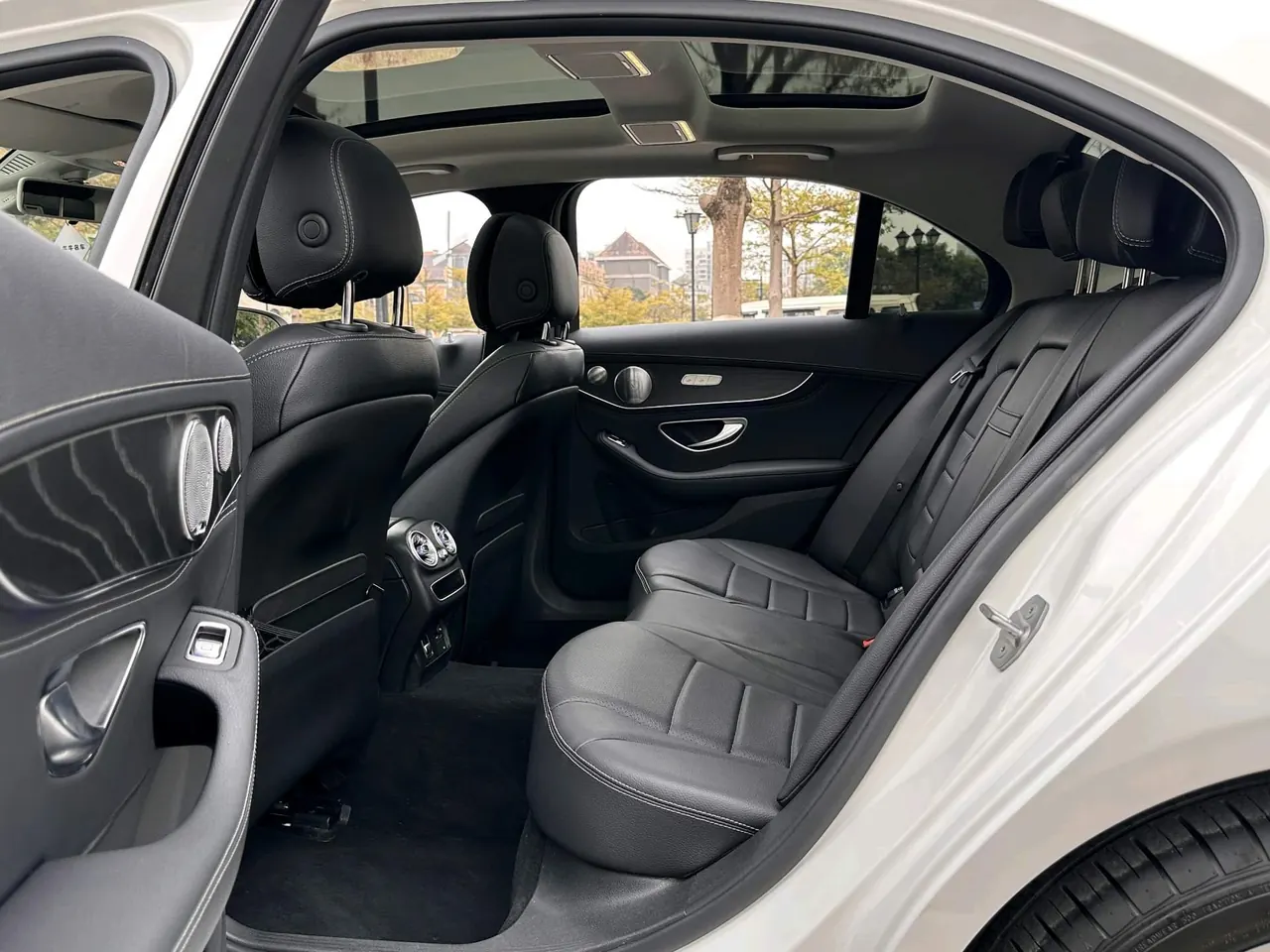 Mercedes Benz Class C 2020 C 260 48V 1.5T Sports Edition (Modified) Automatic Gear 5