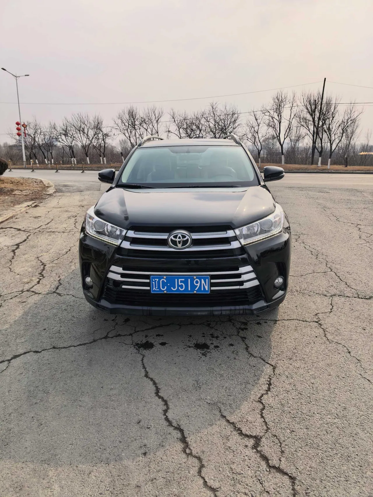 Toyota 2021 Highlander 2.0T 4-wheel drive deluxe 7-seat automatic gear 2