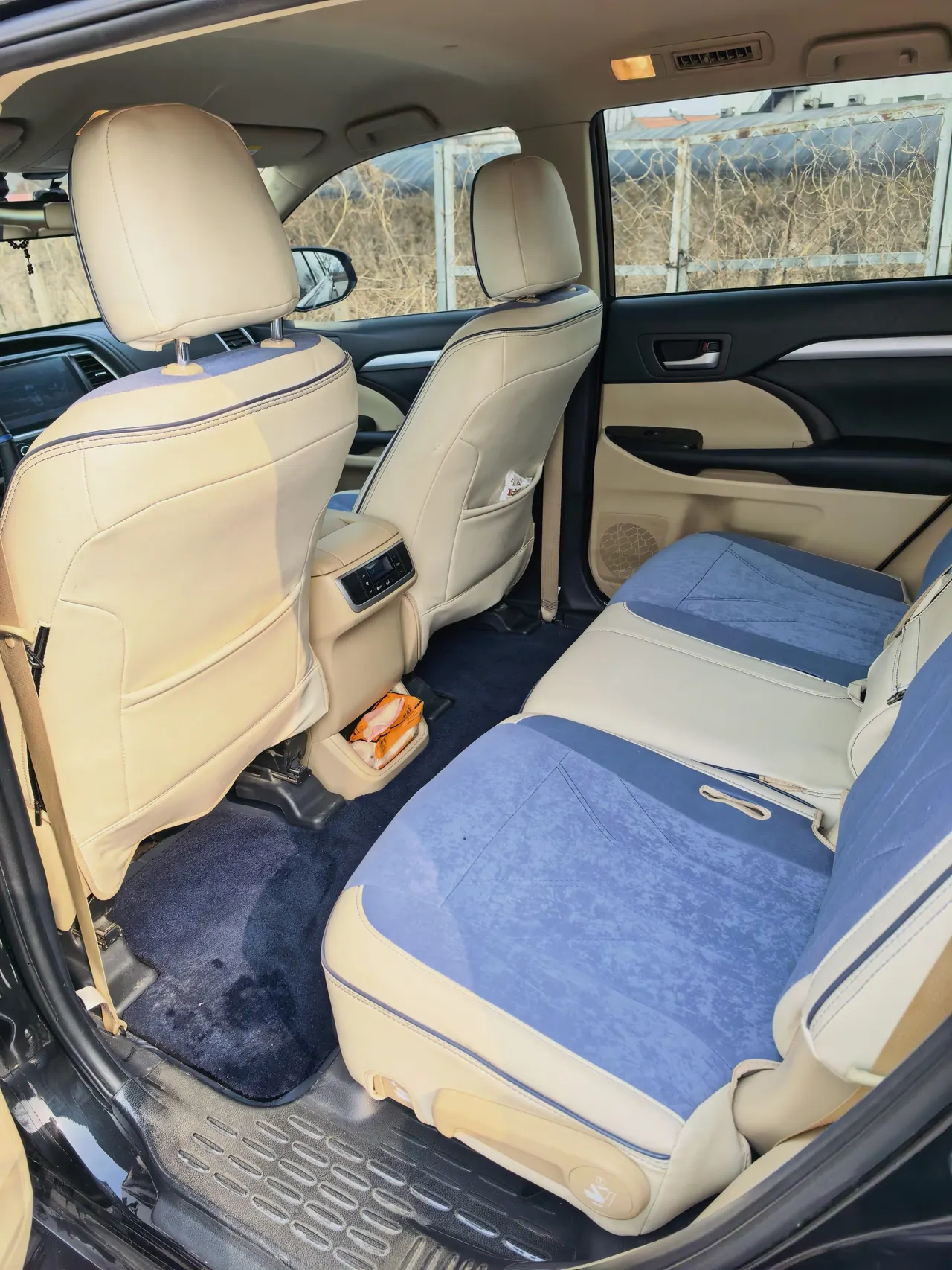 Toyota 2021 Highlander 2.0T 4-wheel drive deluxe 7-seat automatic gear 6
