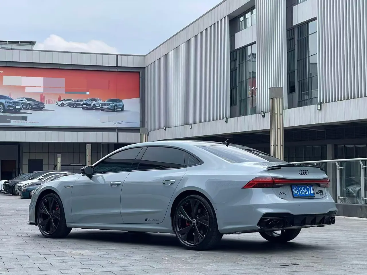 Audi 2025 A7L 2.0TFSI 45TFSI Quattro RS Kit Racing Edition Automatic 4
