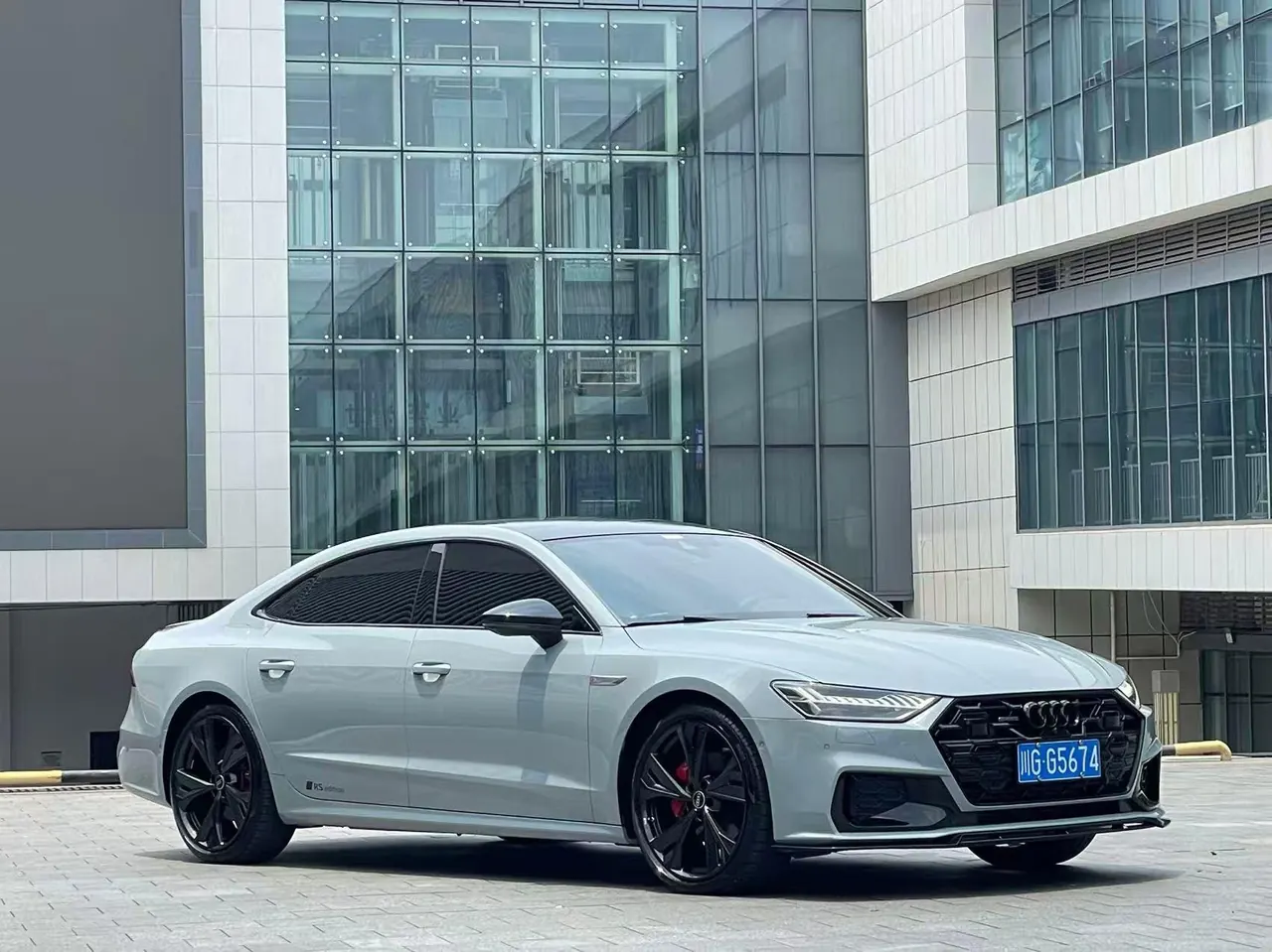 Audi 2025 A7L 2.0TFSI 45TFSI Quattro RS Kit Racing Edition Automatic 6