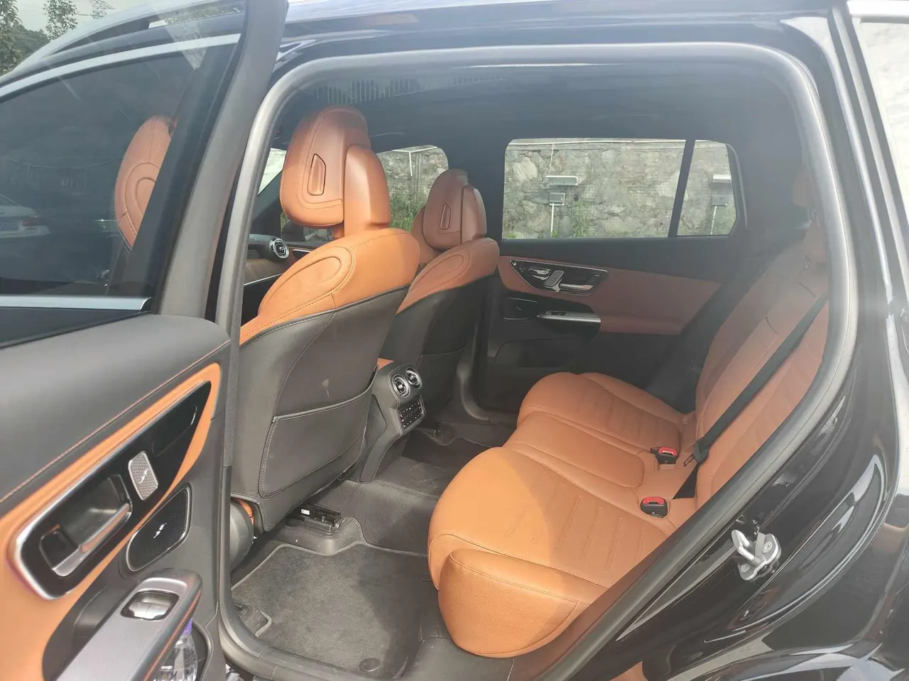 Mercedes Benz GLC Class 2025 GLC 350 e L 4MATIC 2.0T Collection Edition Automatic Gear 4