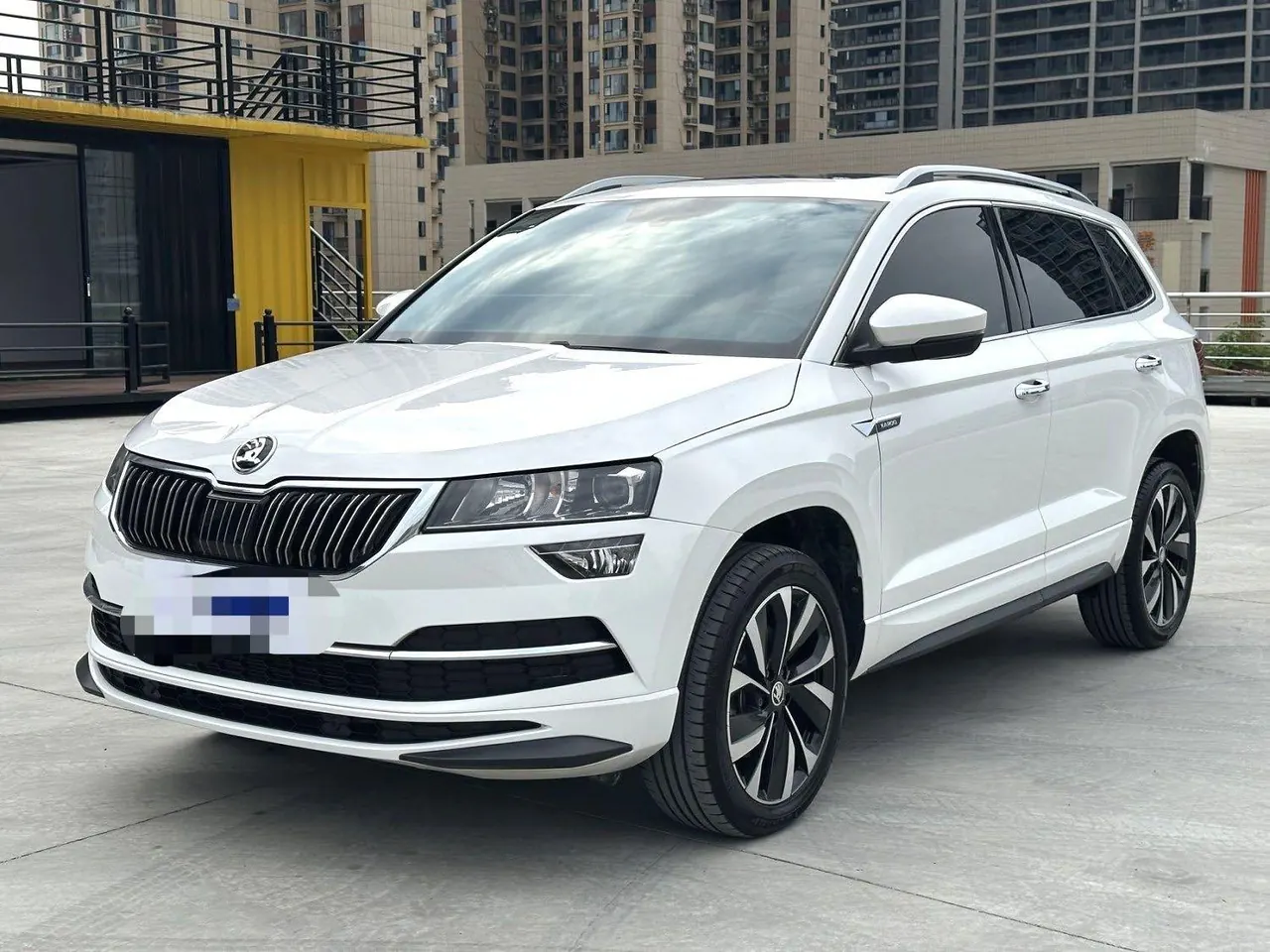 Open image lightbox: Skoda 2022 Keluoke 1.4TSI TSI280 Premium Edition Automatic Gear